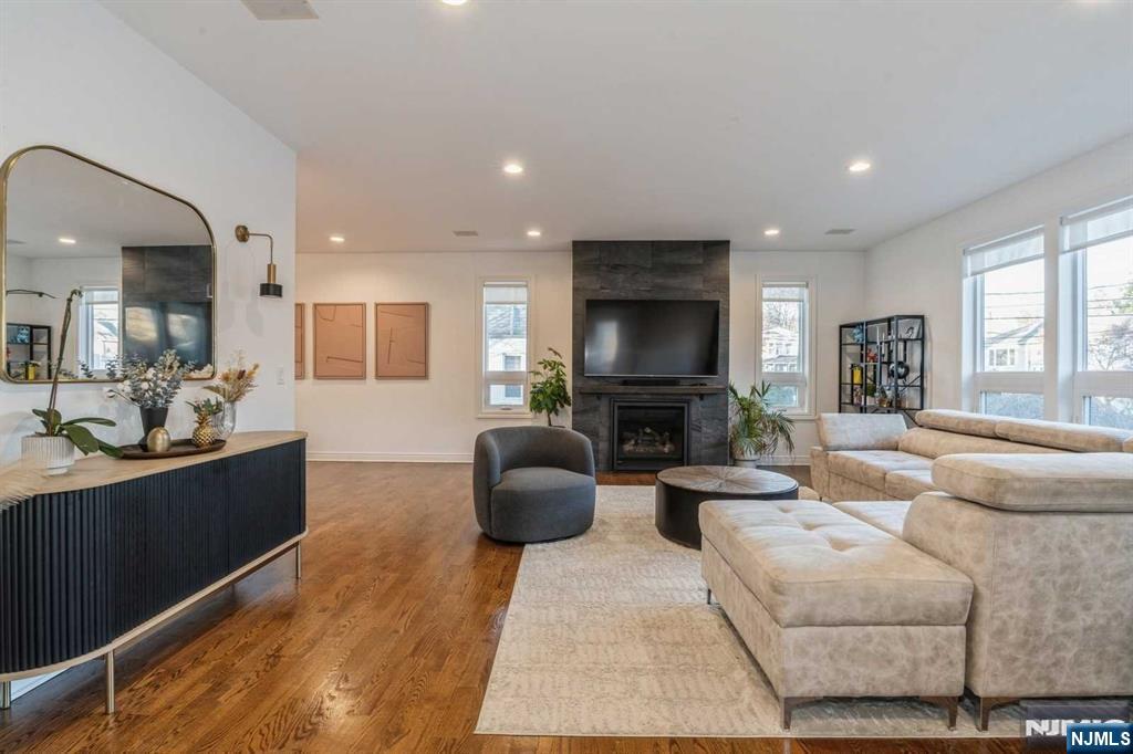 179 5th Street - Photo 4