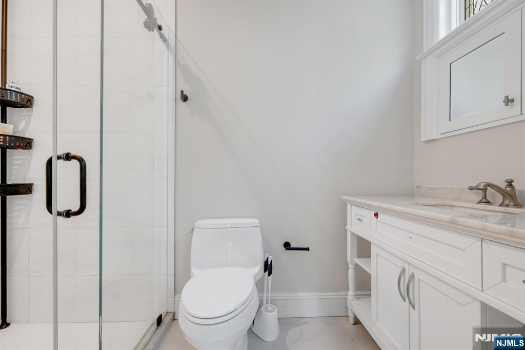 640 Ridgewood Avenue, Ridgewood, NJ 07450 Listing Photo  30