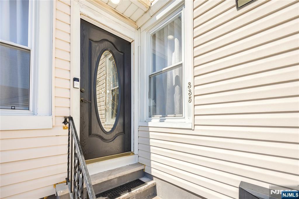 335 9th Street - Photo 4