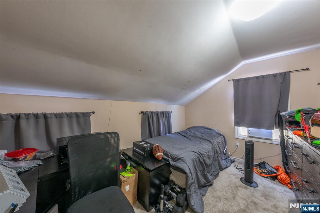 468 Hamburg Turnpike - Photo 3