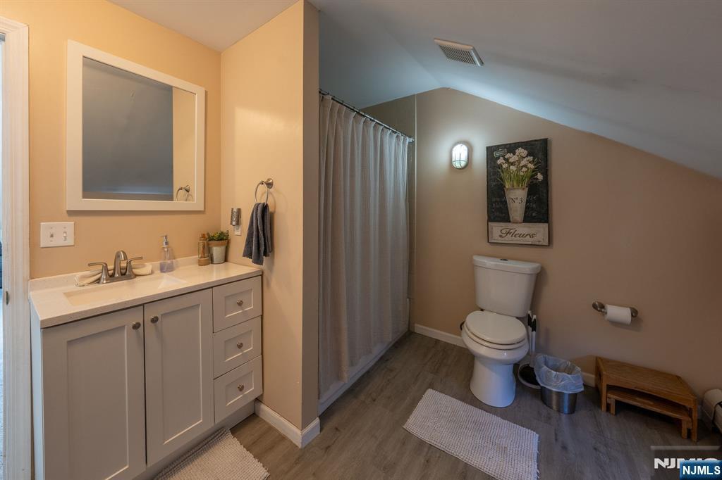 468 Hamburg Turnpike - Photo 4