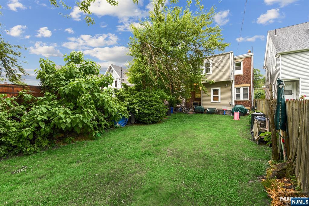 137 Valley Road — photo 23