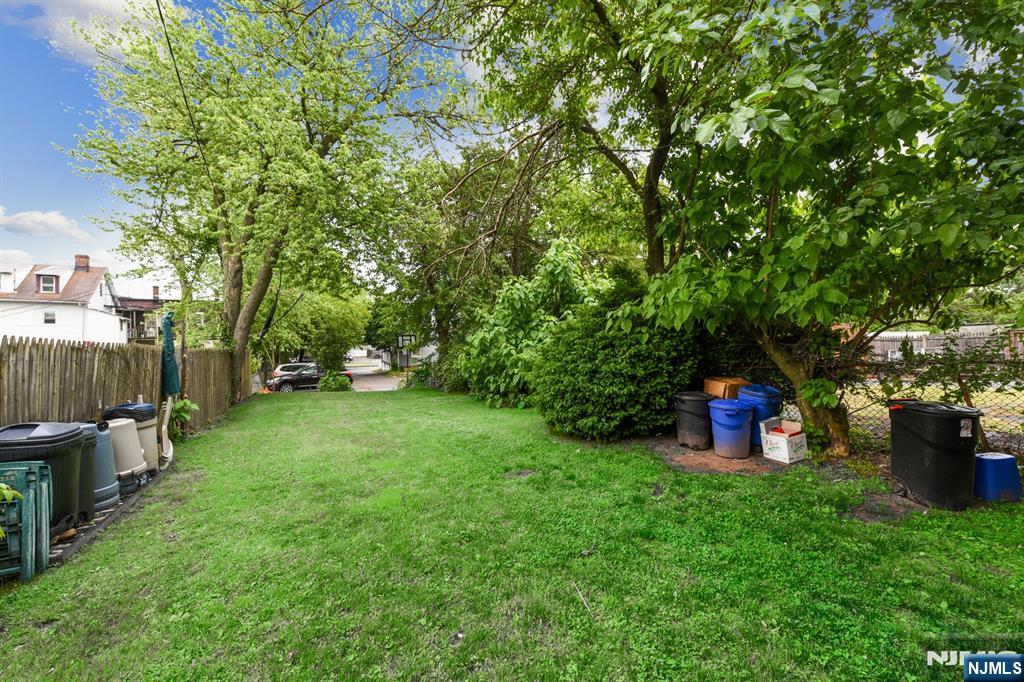 137 Valley Road — photo 24