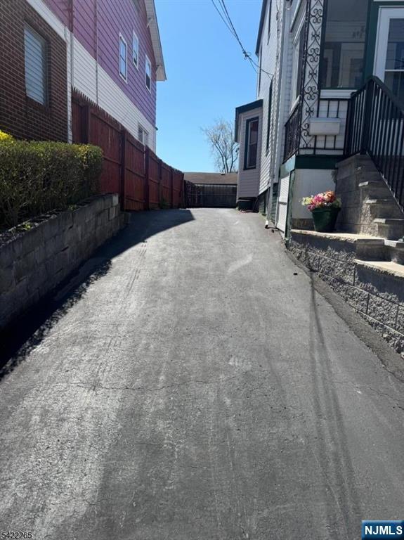 14 Helen Place - Photo 3