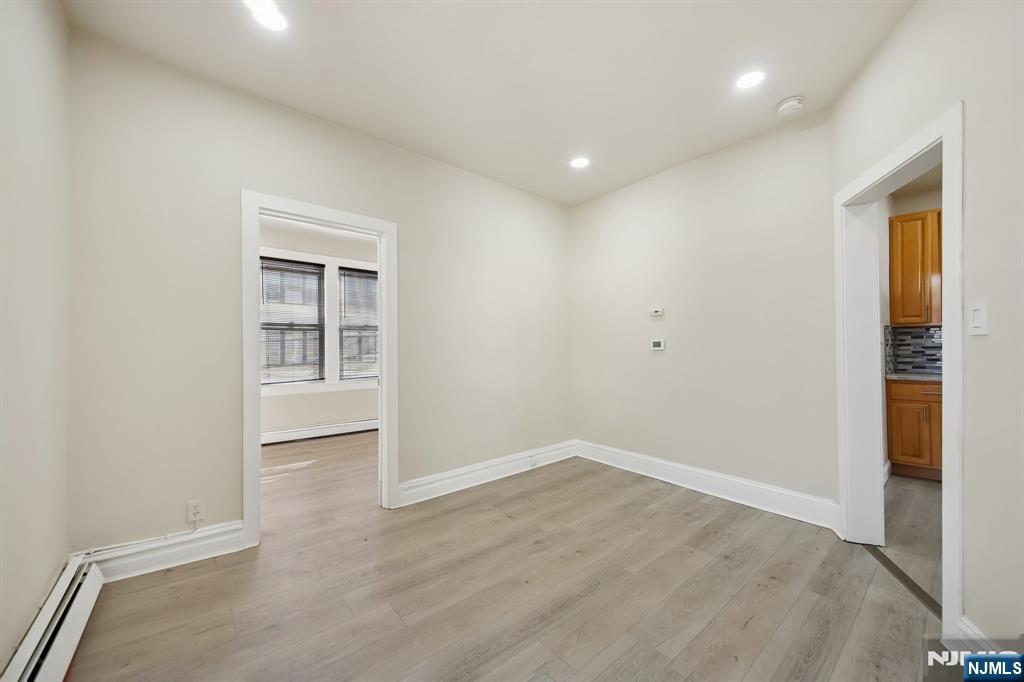 17 Myrtle Avenue — photo 18