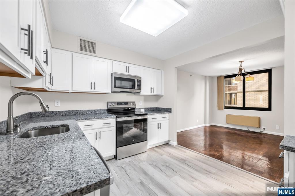 326 Prospect Ave #6J, Hackensack, NJ 07601