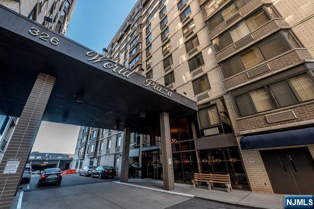 326 Prospect Ave #6J, Hackensack, NJ 07601