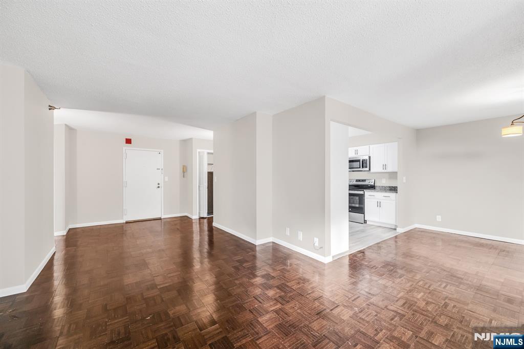 326 Prospect Avenue, #6J, Hackensack, NJ 07601 Listing Photo  8