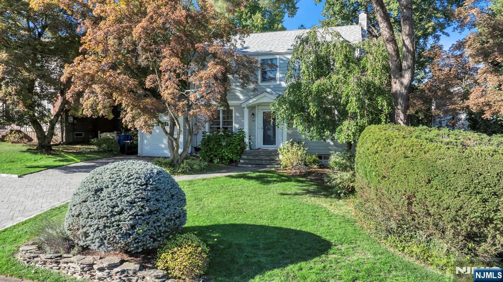 89 Surrey Lane — photo 2