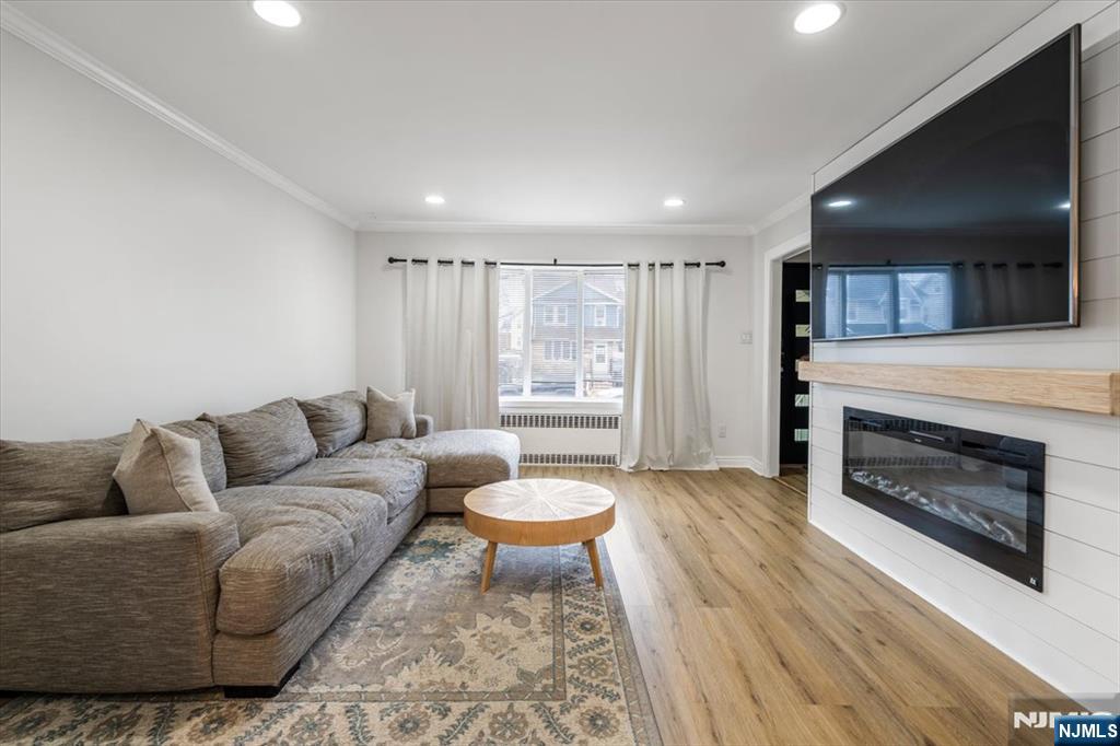 502 6th Avenue - Photo 4