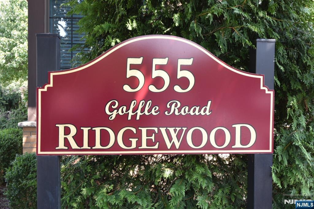 555 Goffle Road UNIT 220, Ridgewood, NJ, 07450