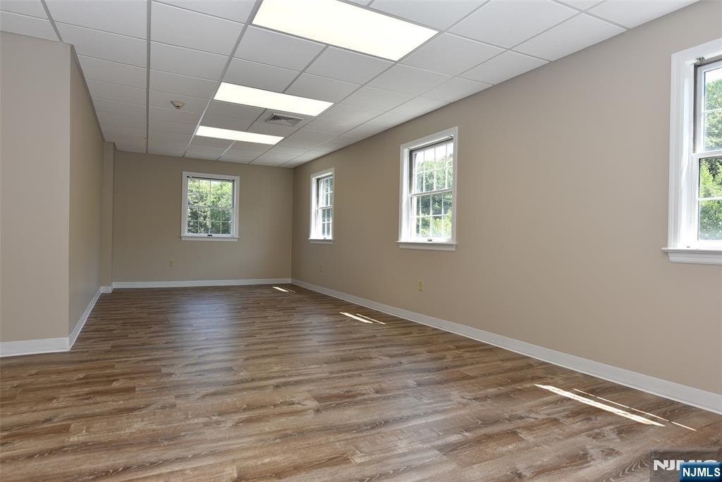 555 Goffle Road UNIT 220, Ridgewood, NJ, 07450