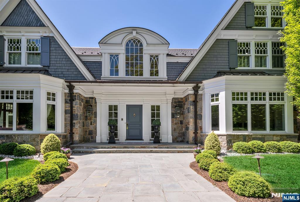 340 Indian Trail Drive - Photo 5