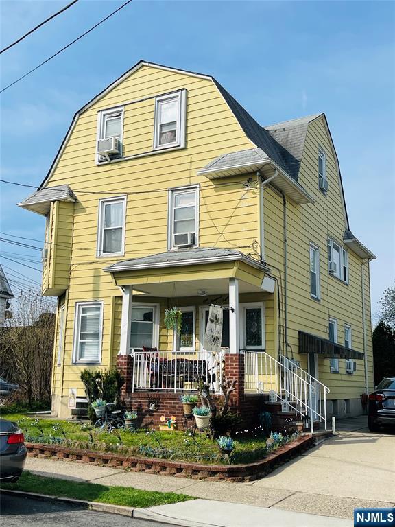 108 Bellevue Avenue, Elmwood Park, NJ, 07407