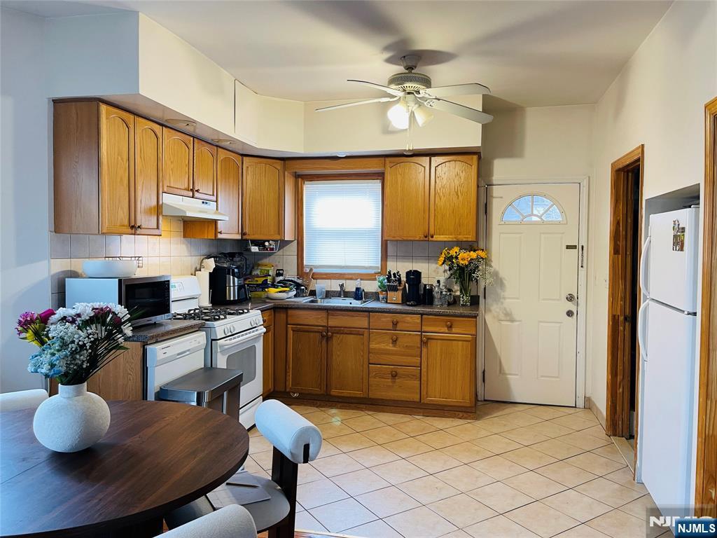 108 Bellevue Avenue, Elmwood Park, NJ, 07407