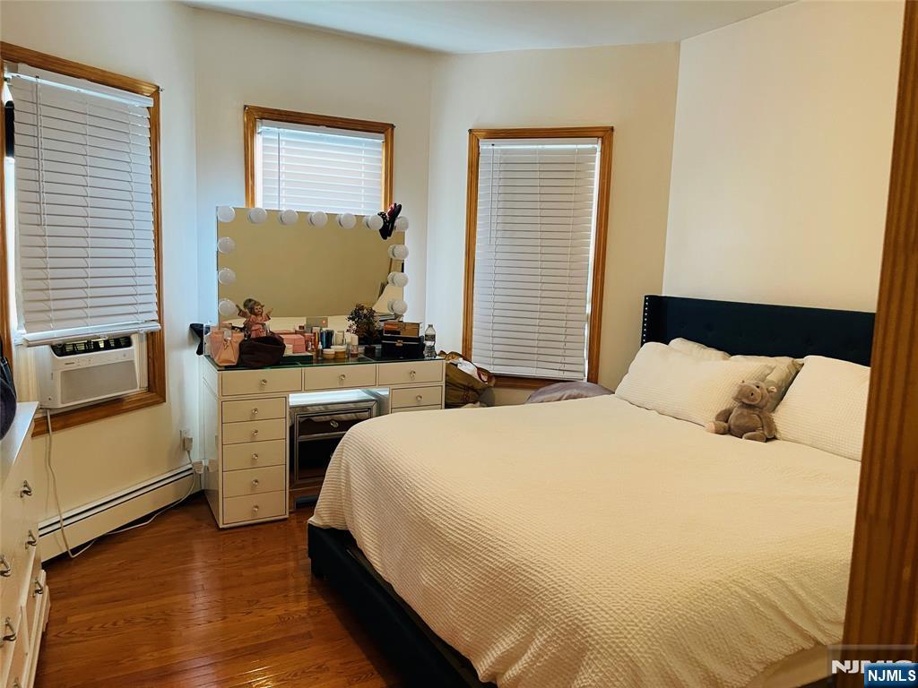 108 Bellevue Avenue, Elmwood Park, NJ, 07407