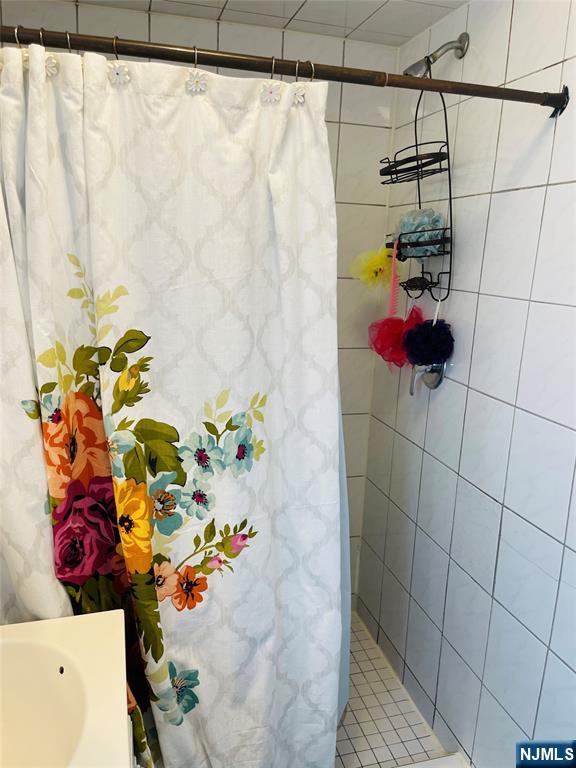 108 Bellevue Avenue, Elmwood Park, NJ, 07407