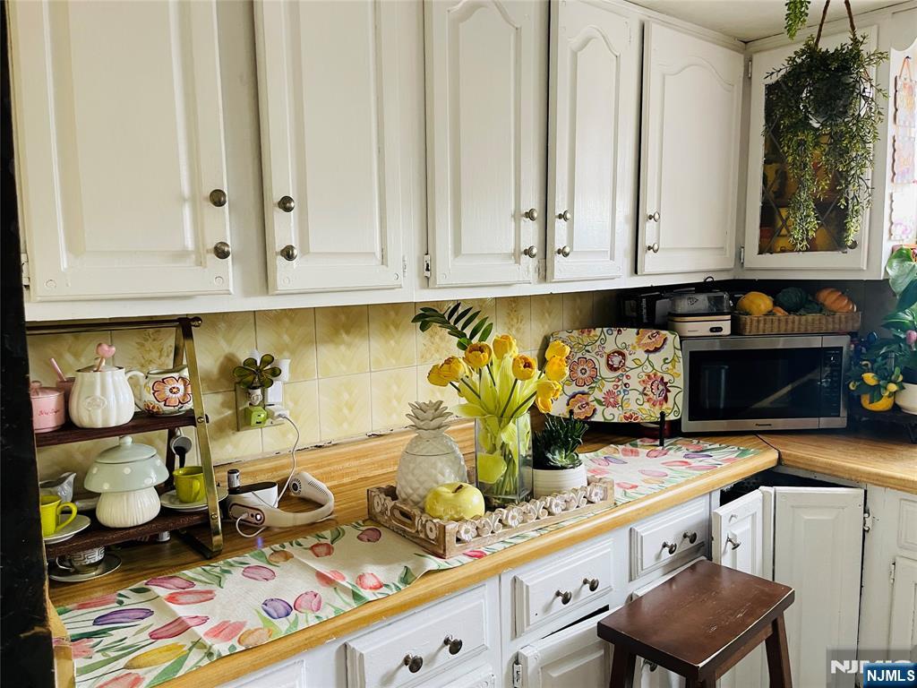 108 Bellevue Avenue, Elmwood Park, NJ, 07407