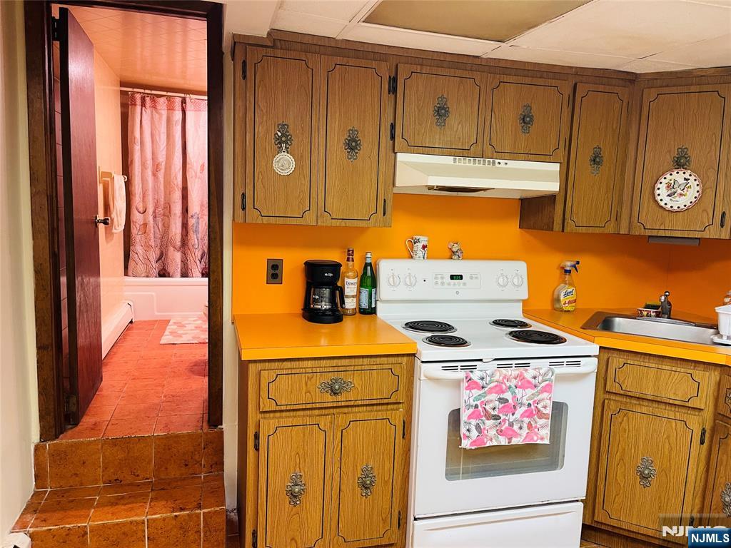 108 Bellevue Avenue, Elmwood Park, NJ, 07407