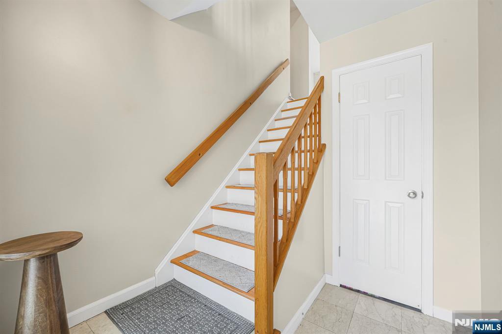 855 Valley Brook Avenue #1B