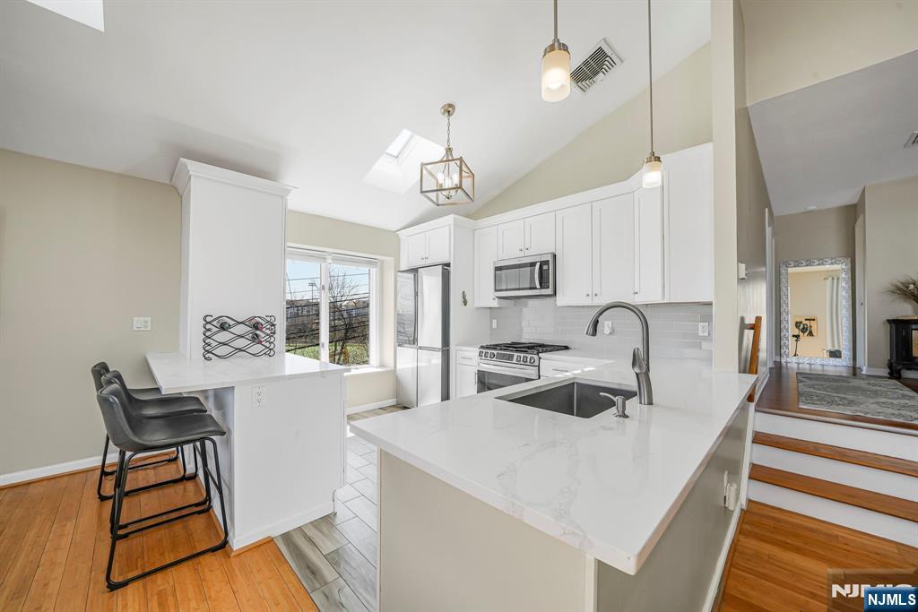 855 Valley Brook Avenue #1B