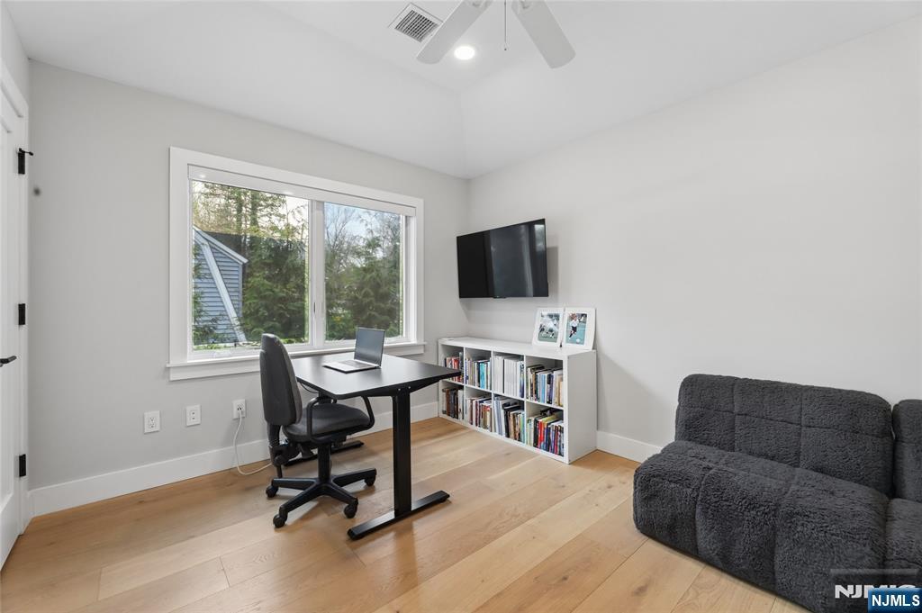 34 Merrifield Way, Cresskill, NJ 07626 Listing Photo  28
