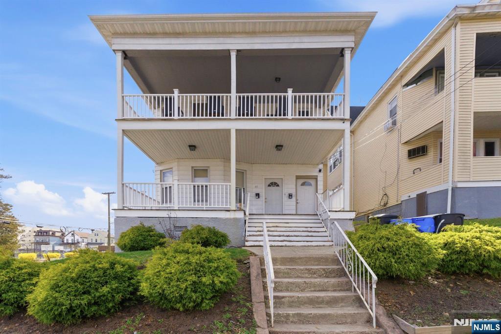 56 Lentz Ave, Newark City, NJ, 07105-4413