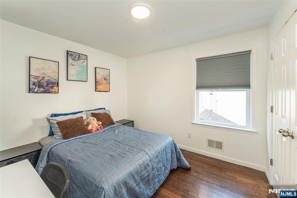 543-545 Livingston Street — photo 11