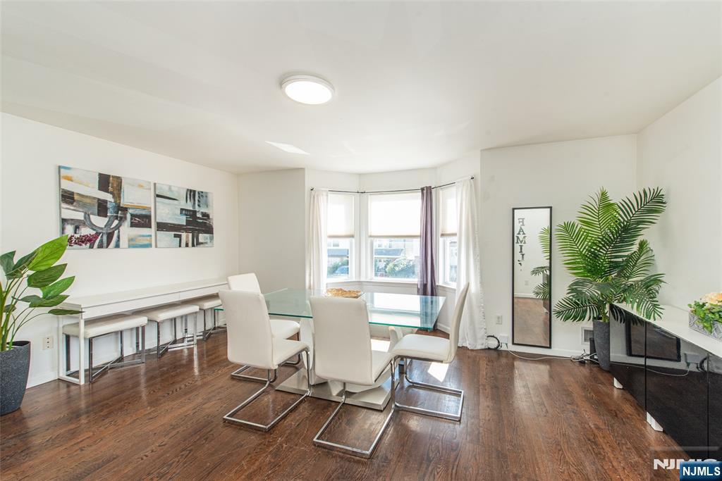 543-545 Livingston Street - Photo 3