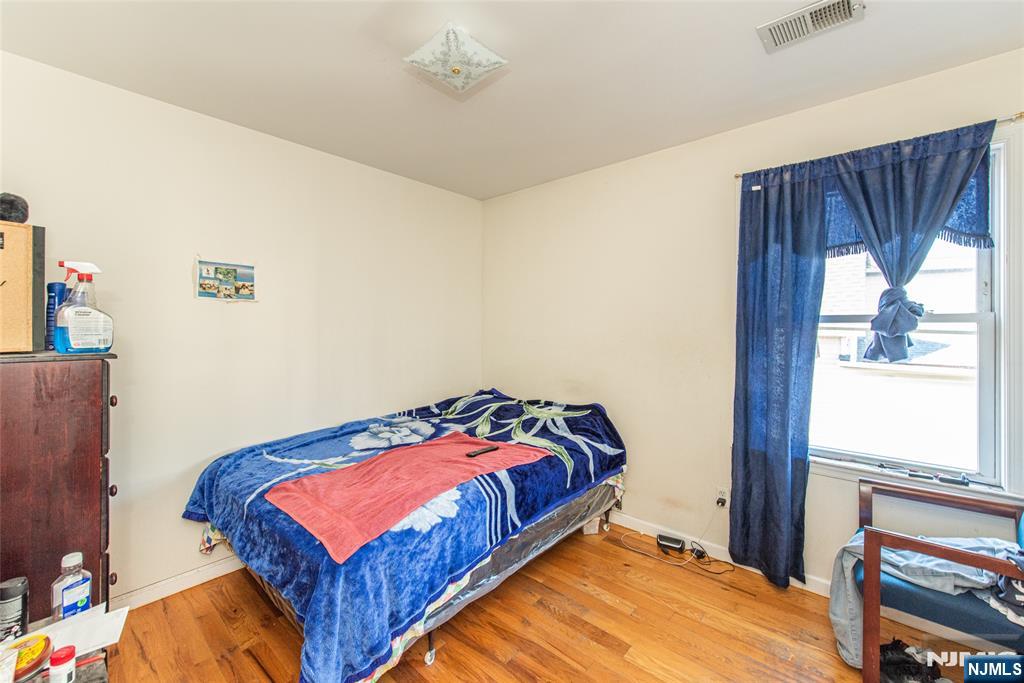 543-545 Livingston Street — photo 37