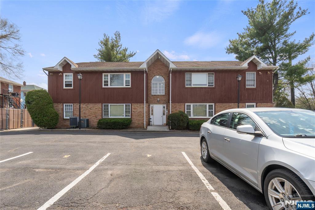 111 Mulberry Street UNIT 2-V, Newark, NJ, 07102