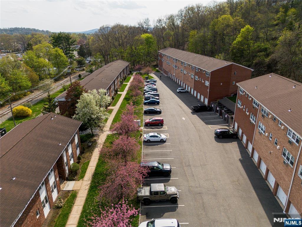 100 Pierson Miller Drive #D53