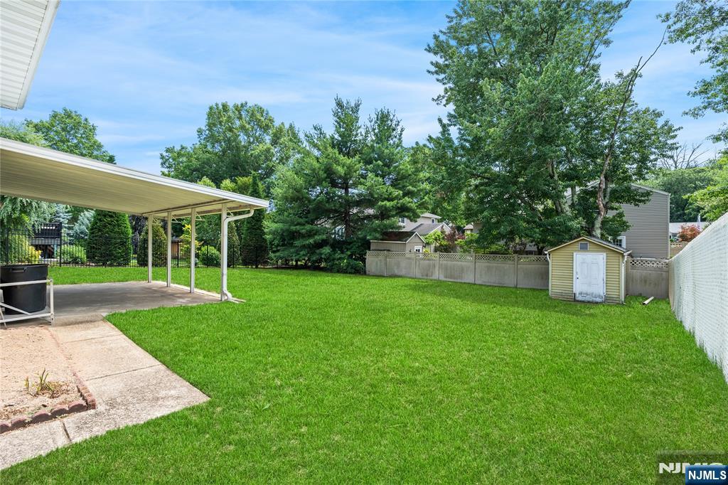 13 Lake Drive - Photo 3