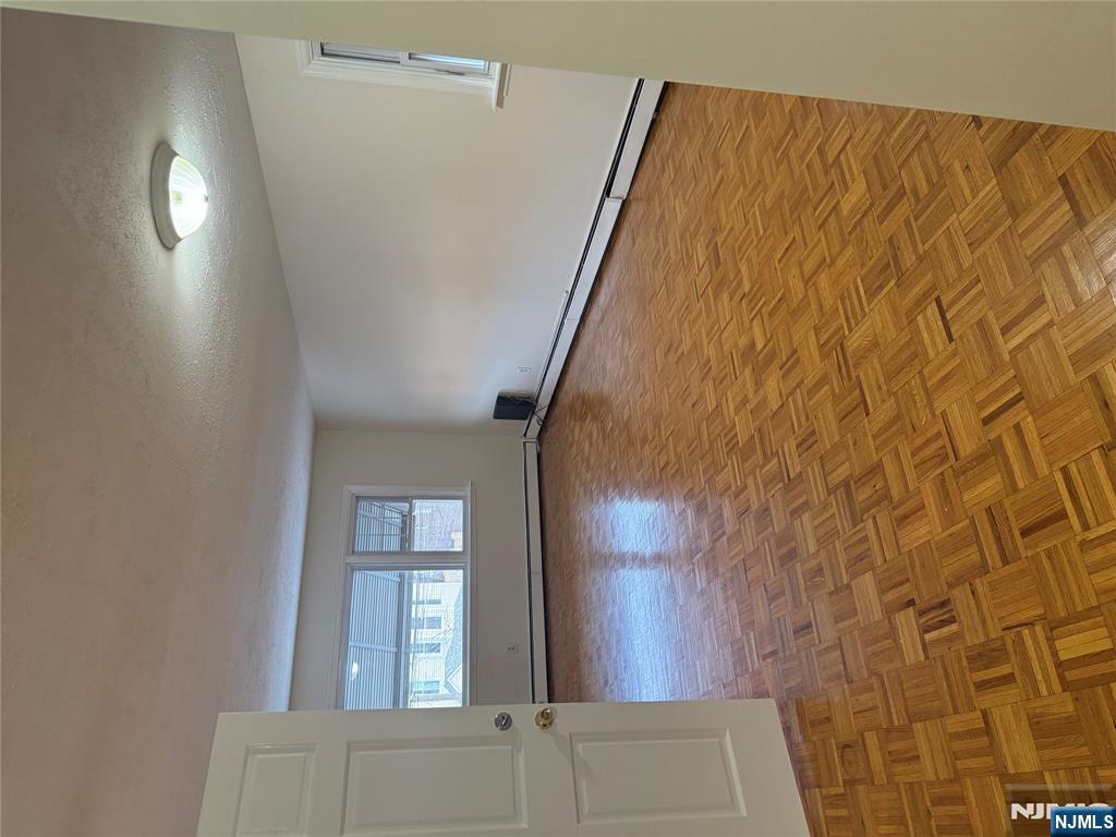 413 Paderewski, Perth Amboy, NJ, 08861