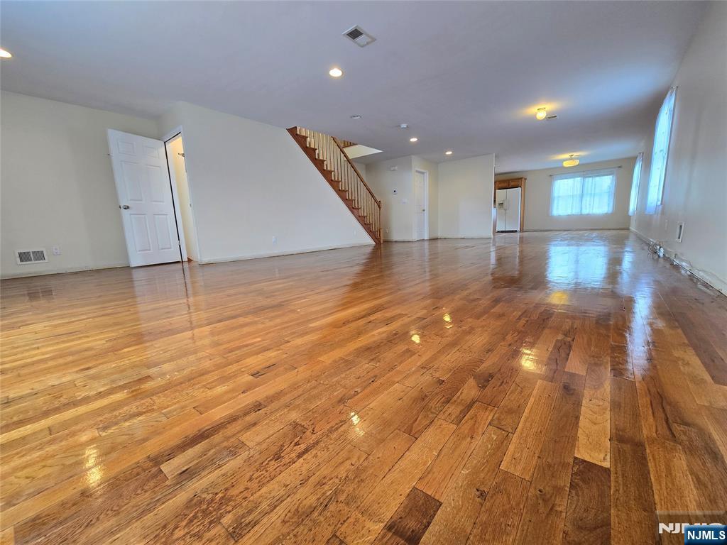 598 Broad Street - Photo 3