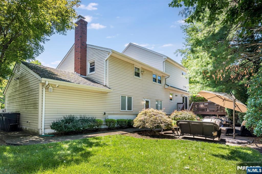 107 Gaynor Place — photo 38