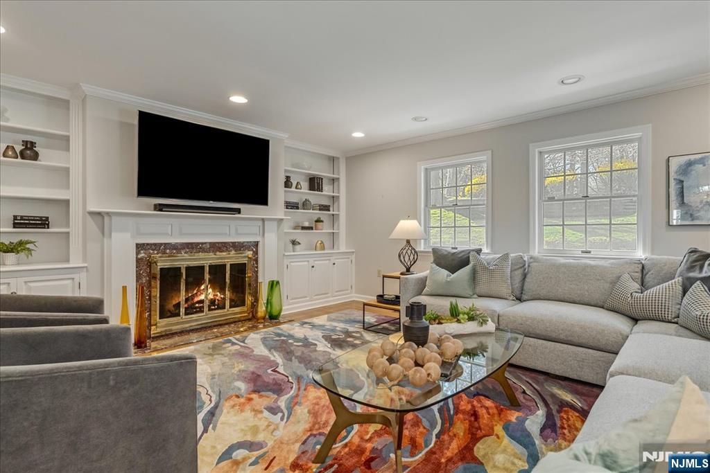 5 Edgehill Road, West Orange, NJ, 07052