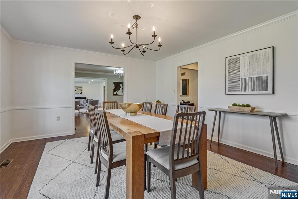 5 Edgehill Road, West Orange, NJ, 07052