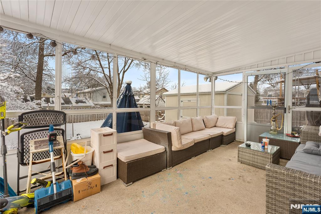 186 10th Avenue - Photo 2