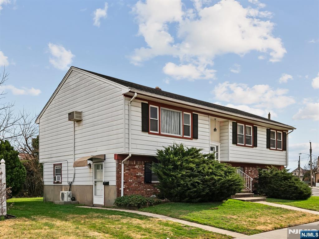 33 Beech Street - Photo 1