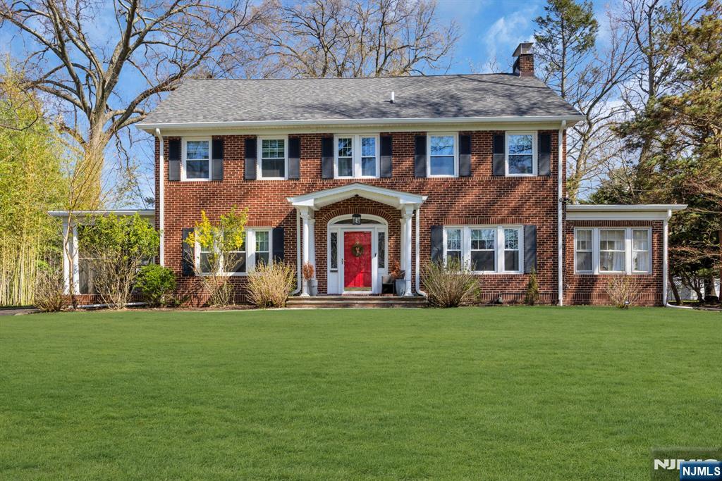 37 Berkshire Road, Woodcliff Lake, NJ, 07677