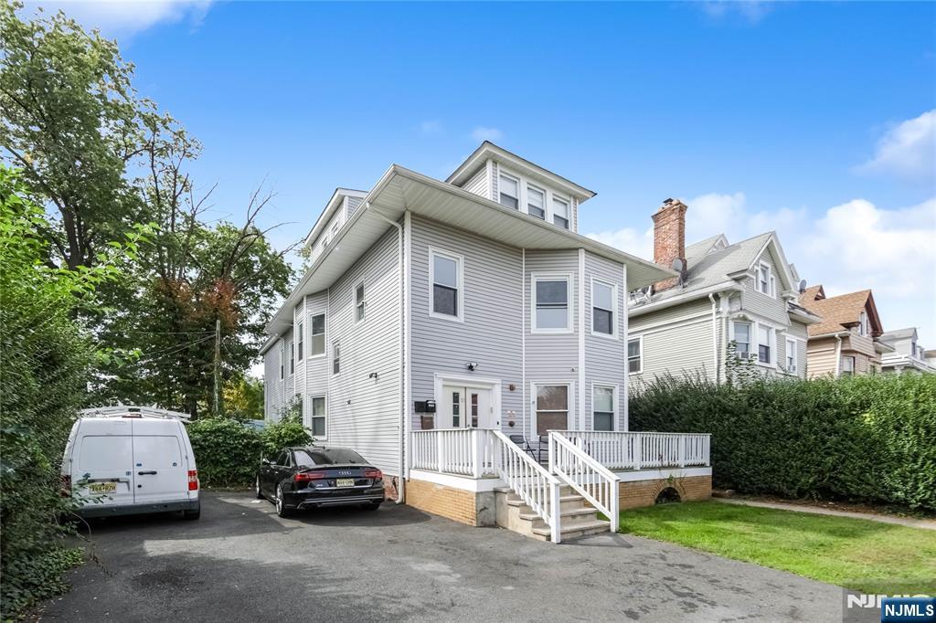 11 Carlton Street, East Orange, NJ, 07017