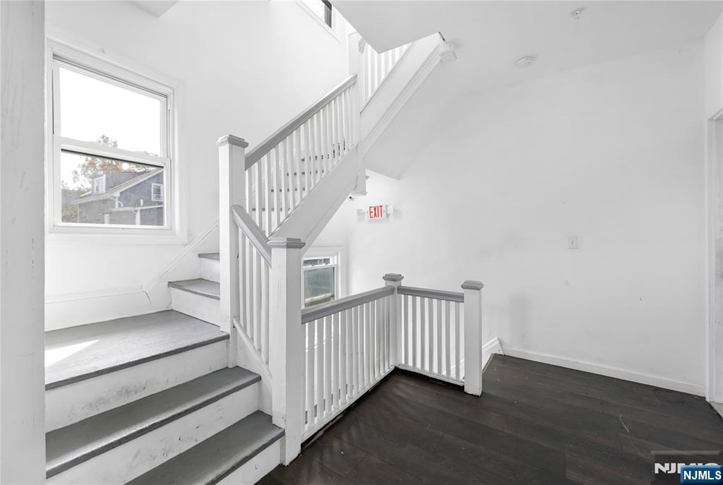 11 Carlton Street, East Orange, NJ, 07017