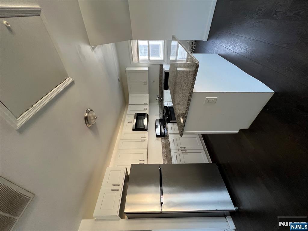 11 Carlton Street, East Orange, NJ, 07017