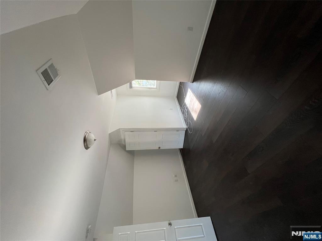 11 Carlton Street, East Orange, NJ, 07017