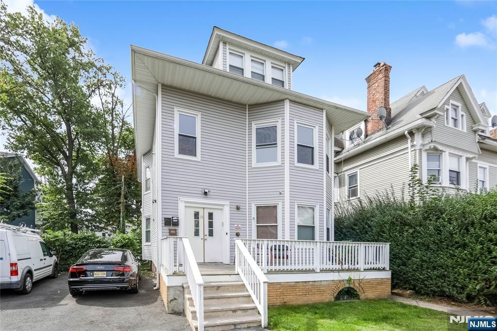 11 Carlton Street, East Orange, NJ, 07017