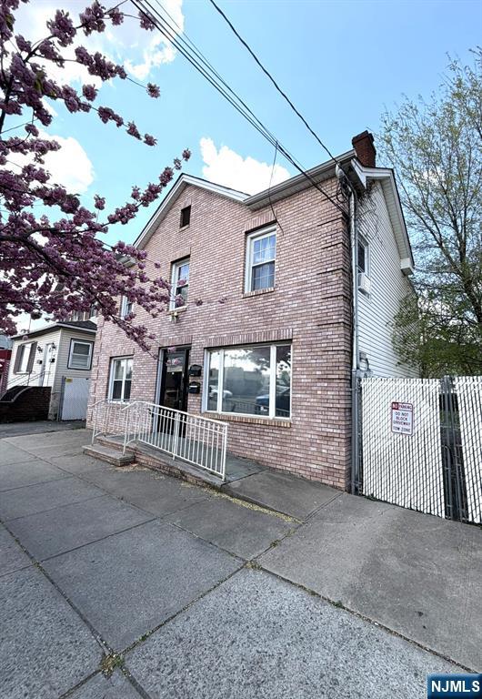 185 Hudson St, Hackensack, NJ 07601