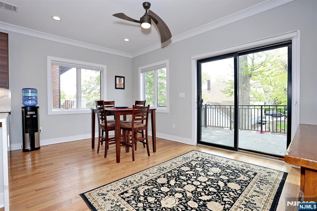414 Lawton Avenue — photo 16