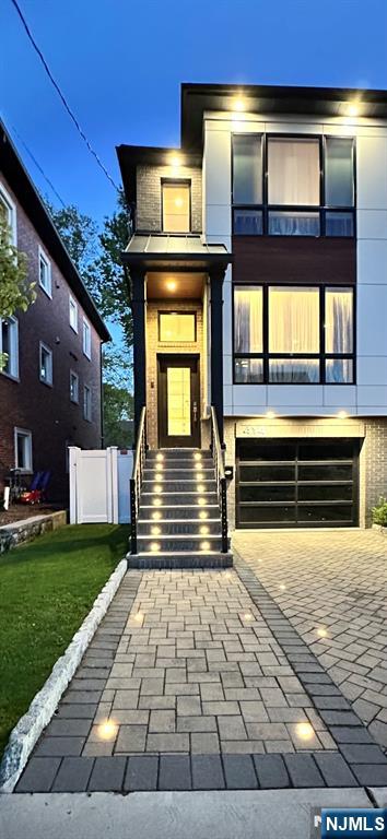 414 Lawton Avenue - Photo 3