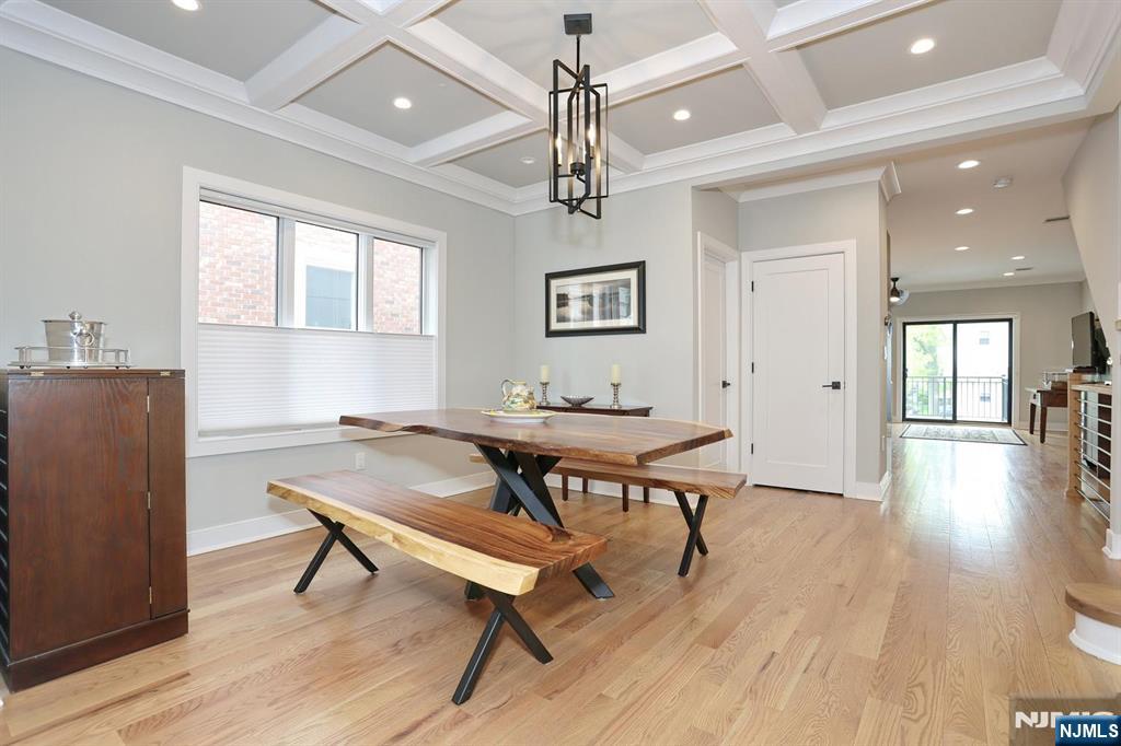 414 Lawton Avenue — photo 10